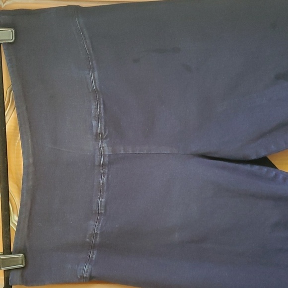 WHITE HOUSE BLACK MARKET, runway denim leggings. Size 14. Flattering style. - Picture 2 of 9